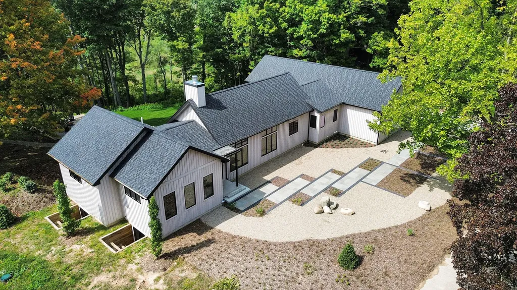 2954 Peach Creek Court Saugatuck Township MI 49408