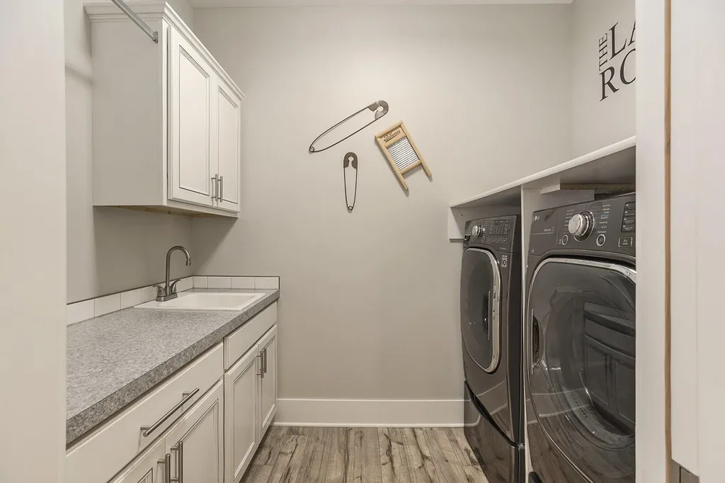 3479 Jeffrey Spur Heath Township MI 49419