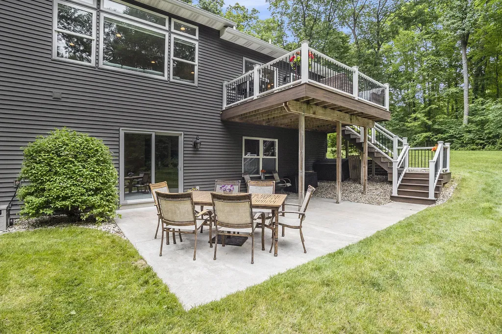 3479 Jeffrey Spur Heath Township MI 49419