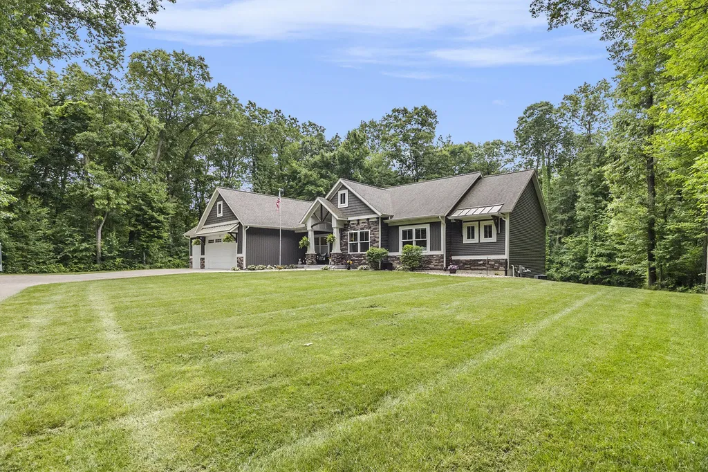 3479 Jeffrey Spur Heath Township MI 49419