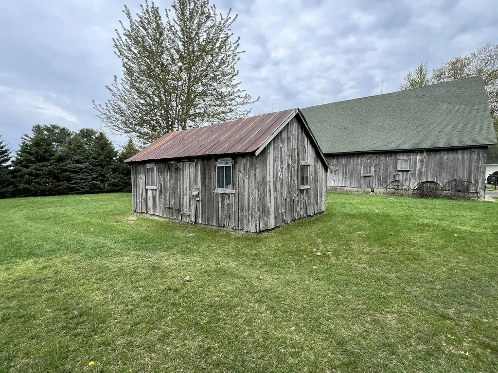 8331 112th Avenue Olive Township MI 49460