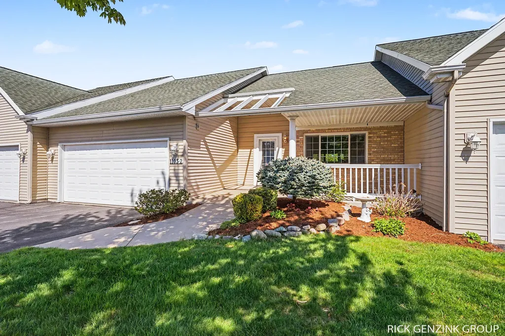 1103 Fountain View Circle Holland City MI 49423