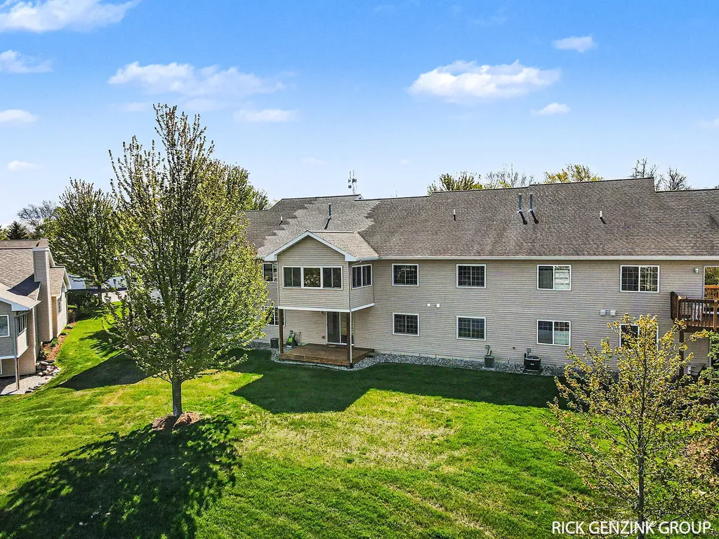 1103 Fountain View Circle Holland City MI 49423