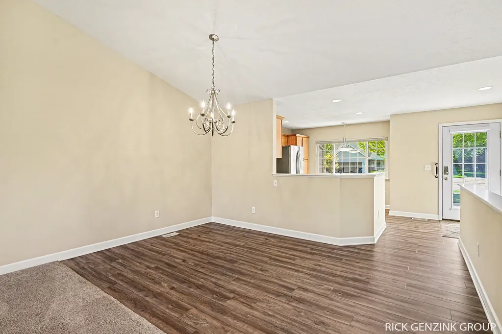 1103 Fountain View Circle Holland City MI 49423