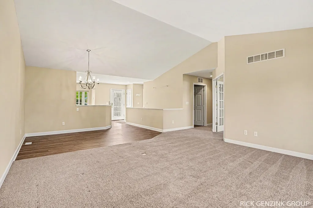1103 Fountain View Circle Holland City MI 49423
