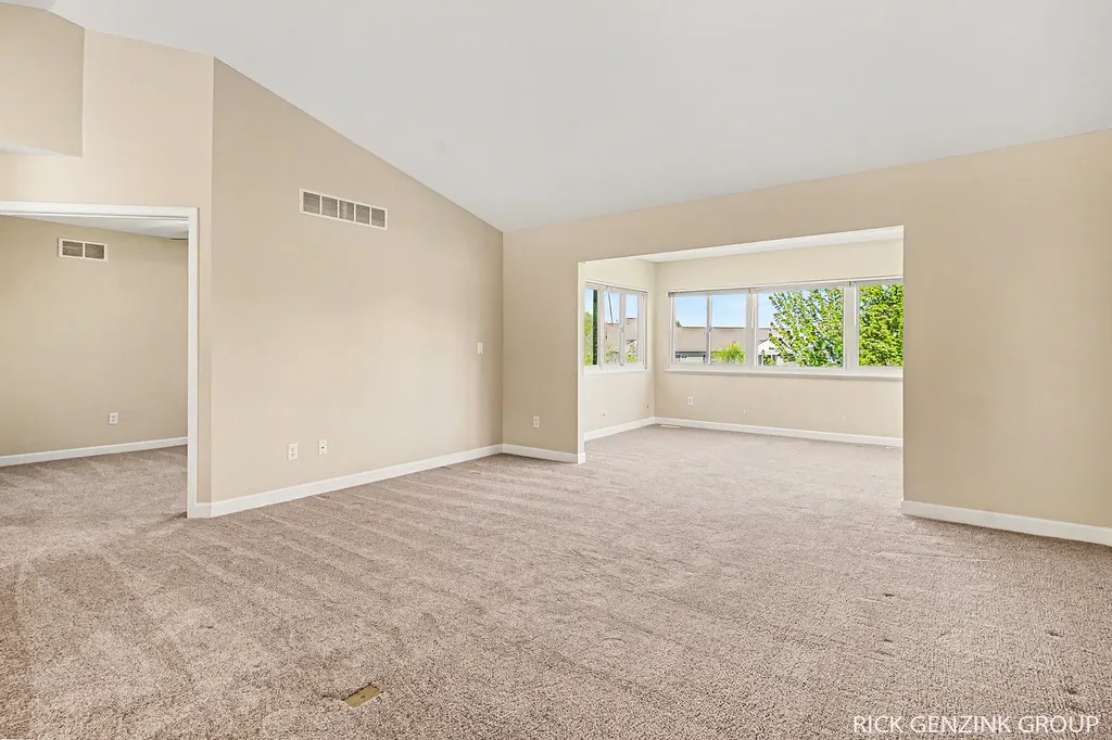 1103 Fountain View Circle Holland City MI 49423