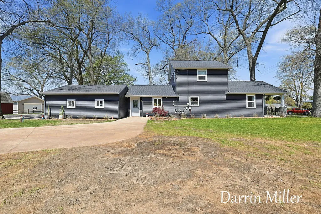 6289 Middle Lake Road Dalton Township MI 49457