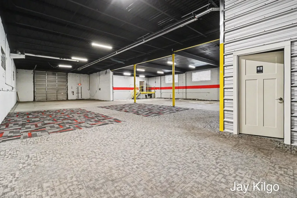 3711 E Apple Avenue Muskegon Charter Township MI 49442