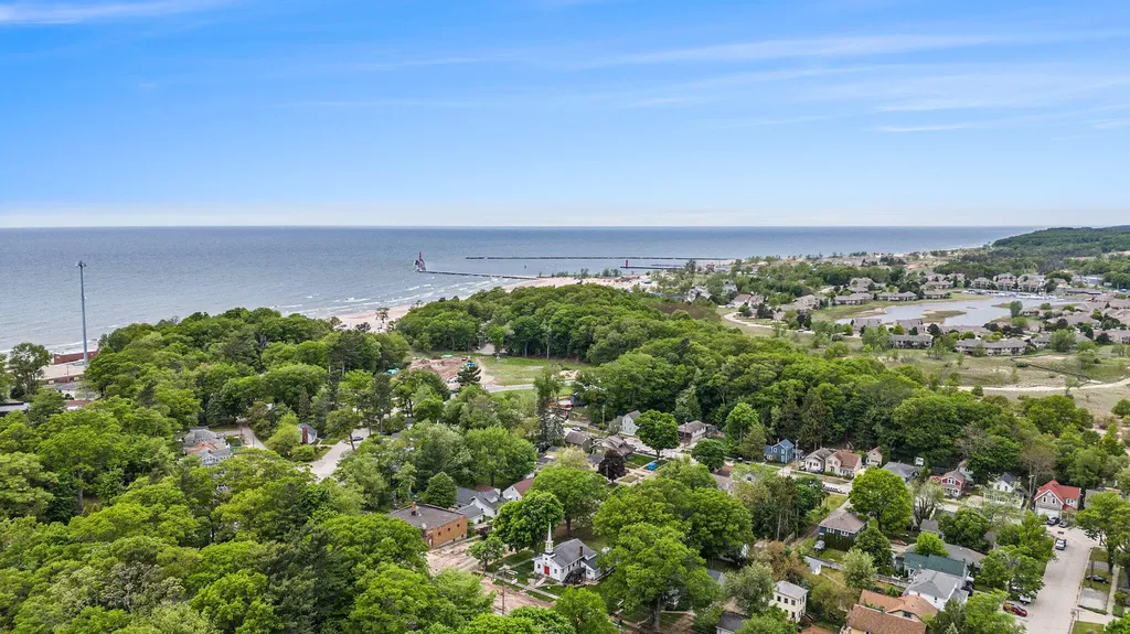 3220 Lakeshore Drive Muskegon City MI 49441