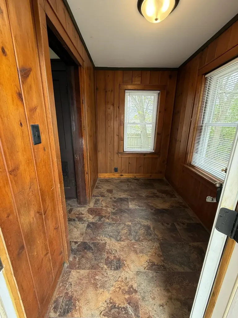 462 Catawba Avenue Muskegon City MI 49442