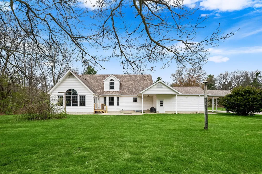 360 Chatterson Road Egelston Township MI 49442