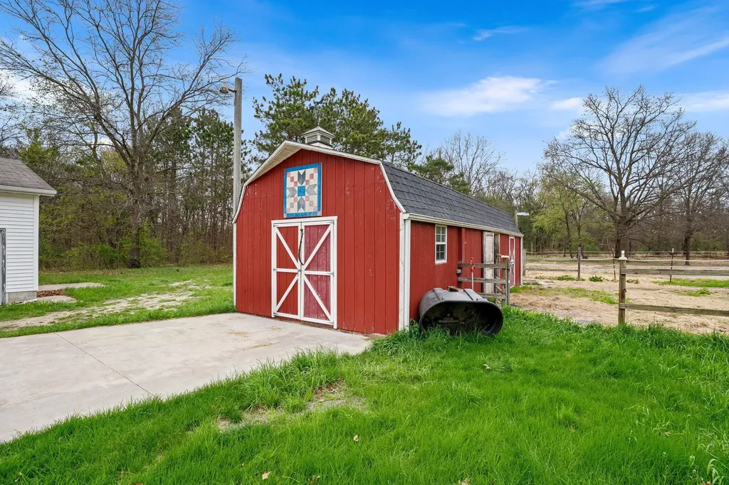 360 Chatterson Road Egelston Township MI 49442