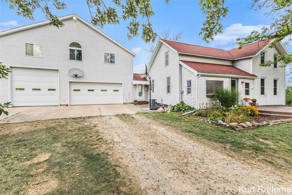 11593 Greenly Street Holland Charter Township MI 49424