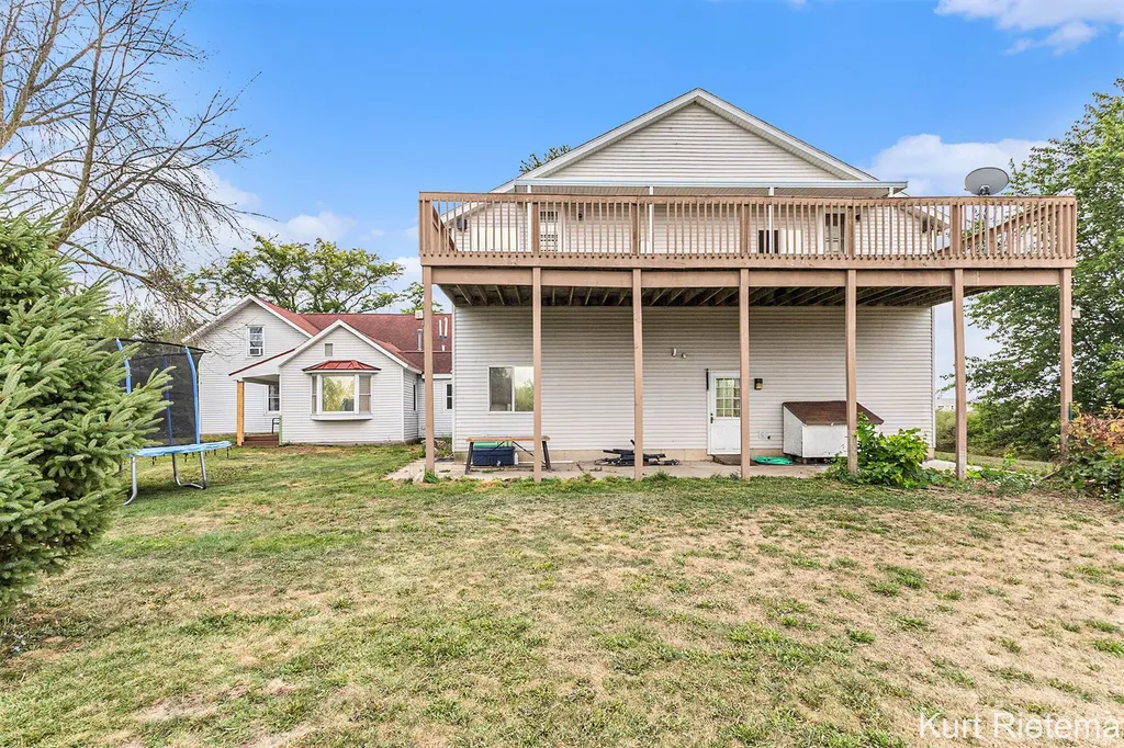 11593 Greenly Street Holland Charter Township MI 49424