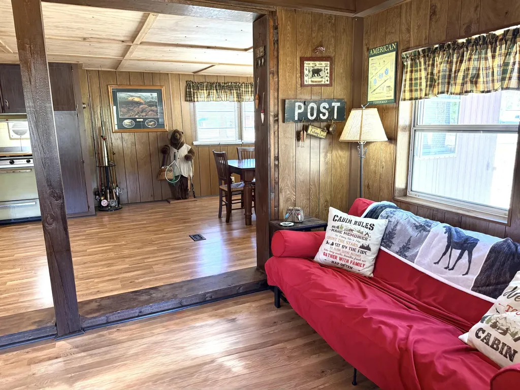 11881 S Winesap Road Lake Township MI 49304