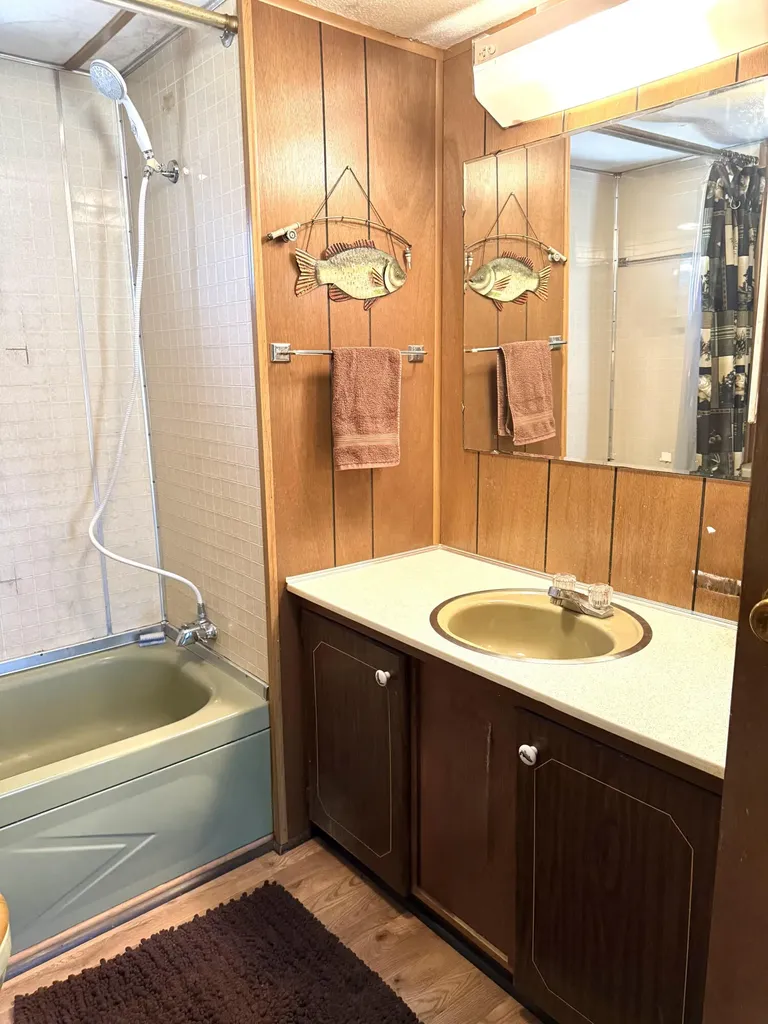 11881 S Winesap Road Lake Township MI 49304