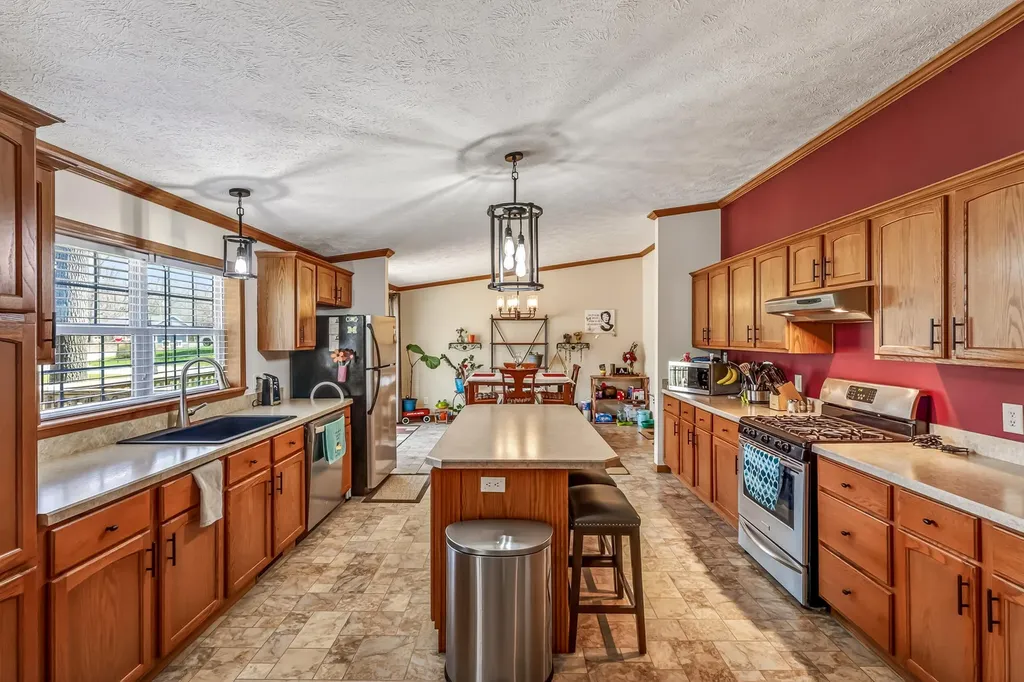 6243 Wildrose Way Lakewood Club Village MI 49457