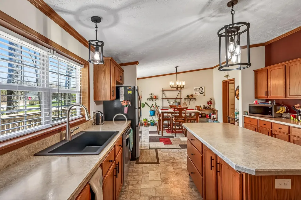 6243 Wildrose Way Lakewood Club Village MI 49457