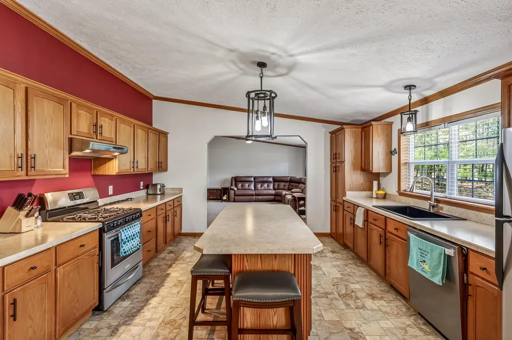 6243 Wildrose Way Lakewood Club Village MI 49457
