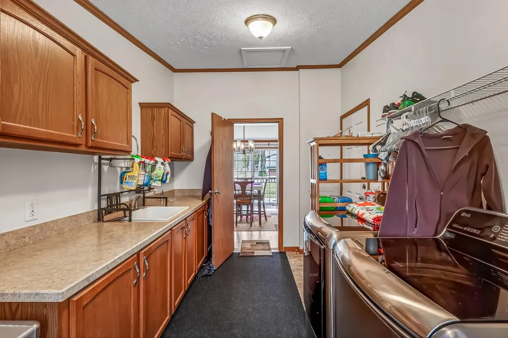6243 Wildrose Way Lakewood Club Village MI 49457