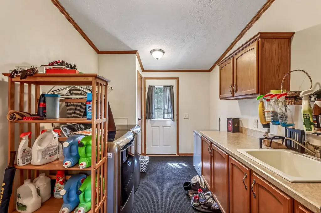 6243 Wildrose Way Lakewood Club Village MI 49457