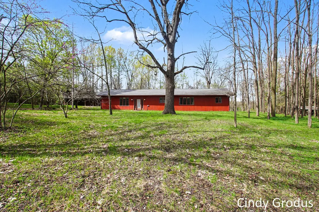 2903 106th Avenue Trowbridge Township MI 49010
