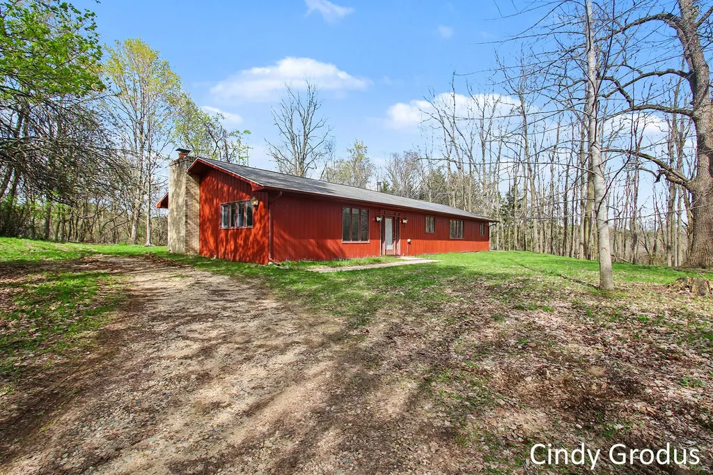 2903 106th Avenue Trowbridge Township MI 49010