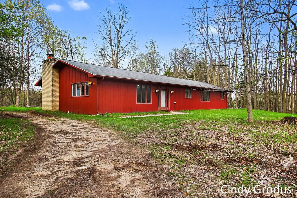 2903 106th Avenue Trowbridge Township MI 49010