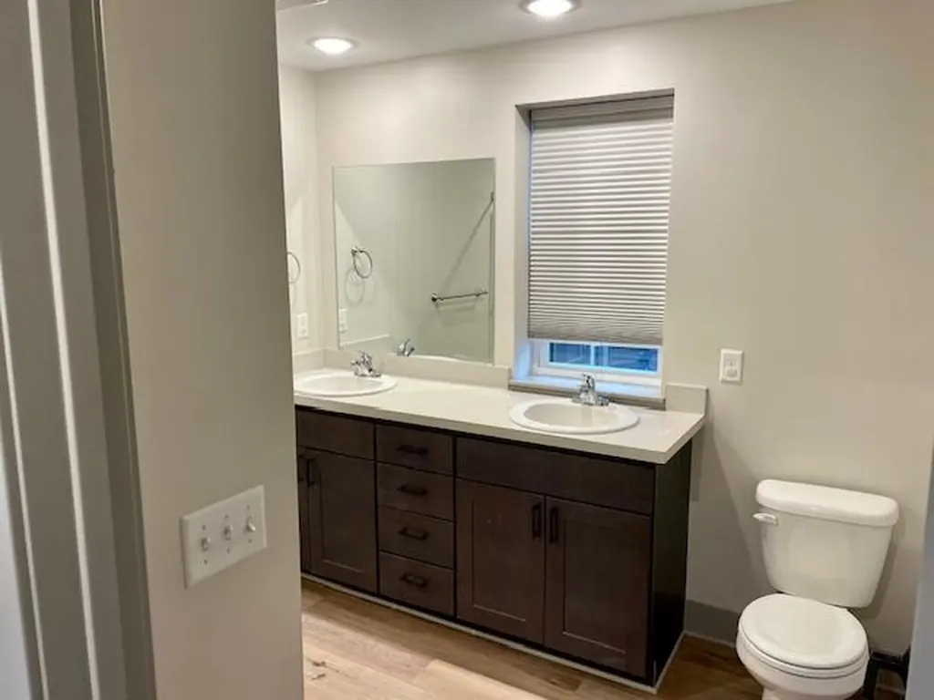 328 Maple Avenue Holland City MI 49423