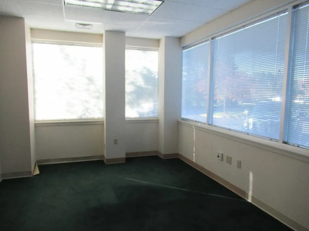5211 Cascade Road SE Ada Township MI 49546