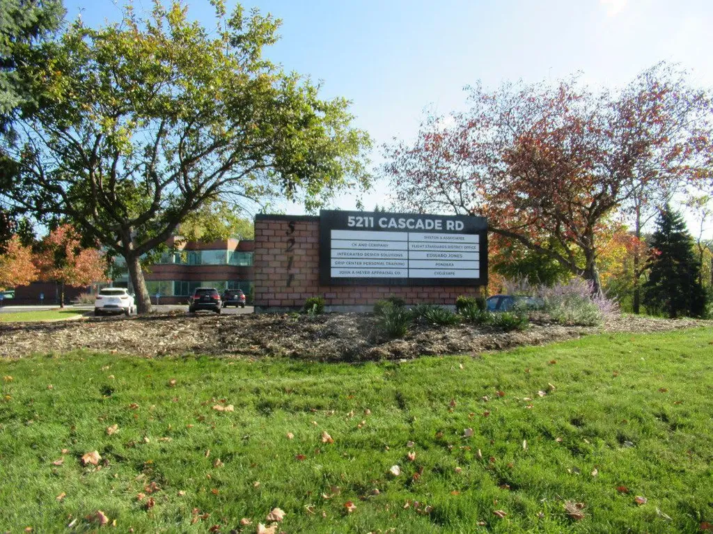 5211 Cascade Road SE Ada Township MI 49546