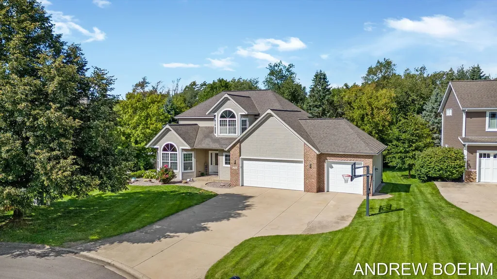 2586 Marble Court Holland Charter Township MI 49464