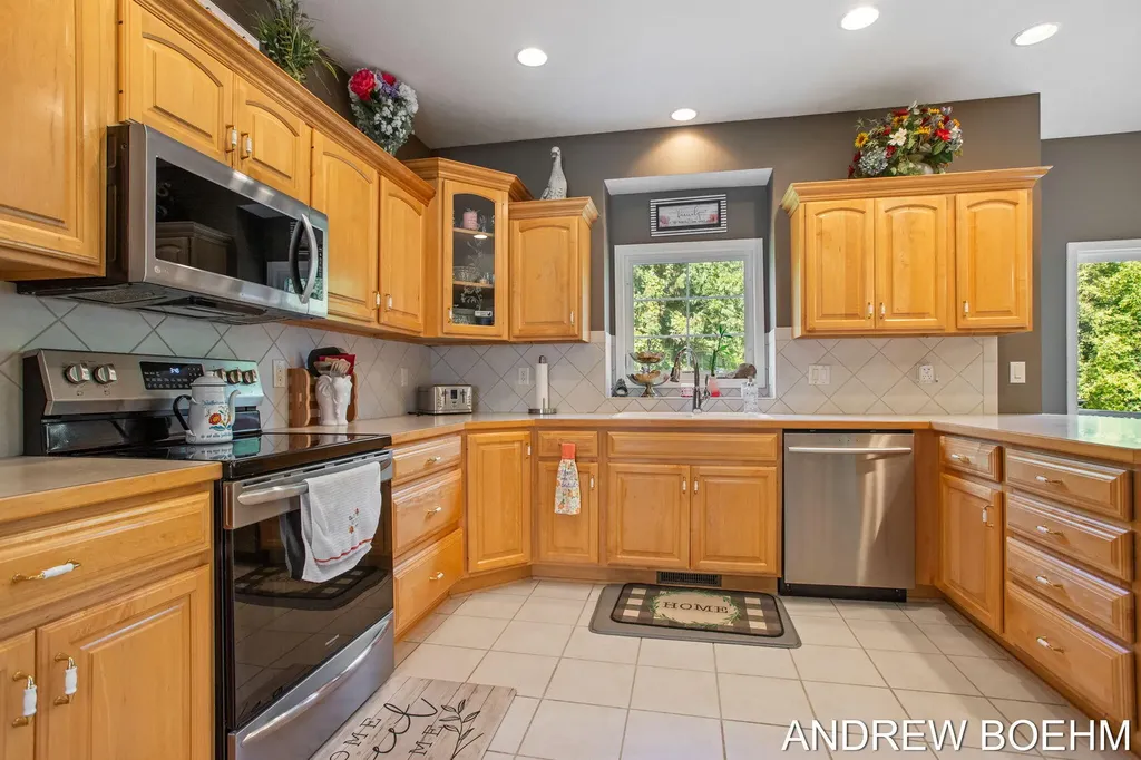 2586 Marble Court Holland Charter Township MI 49464