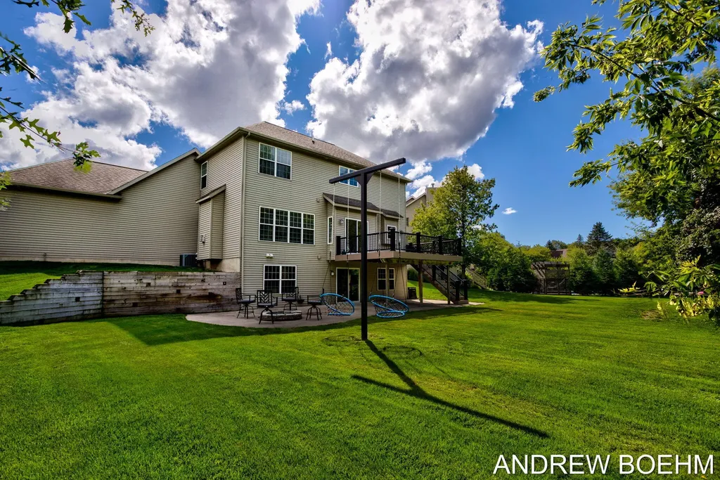 2586 Marble Court Holland Charter Township MI 49464