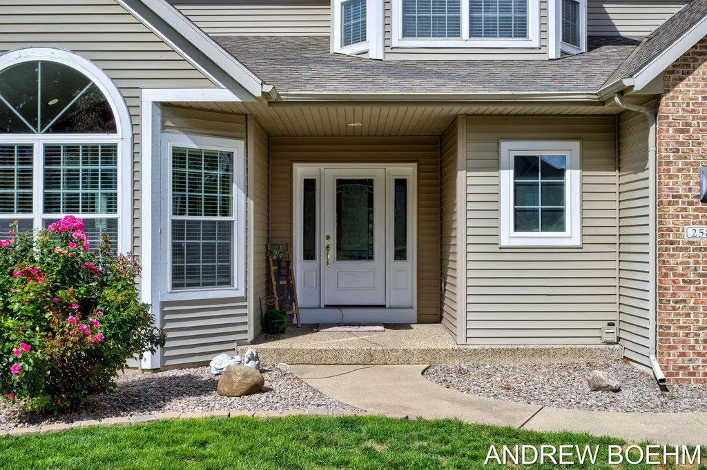 2586 Marble Court Holland Charter Township MI 49464