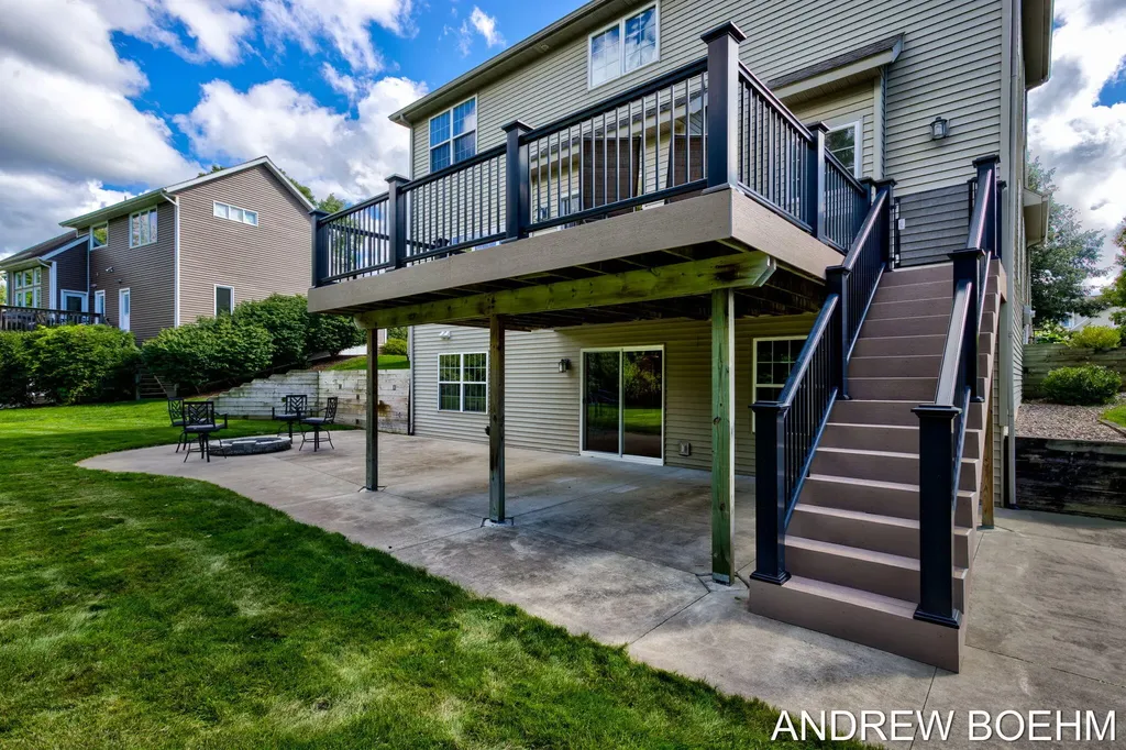 2586 Marble Court Holland Charter Township MI 49464
