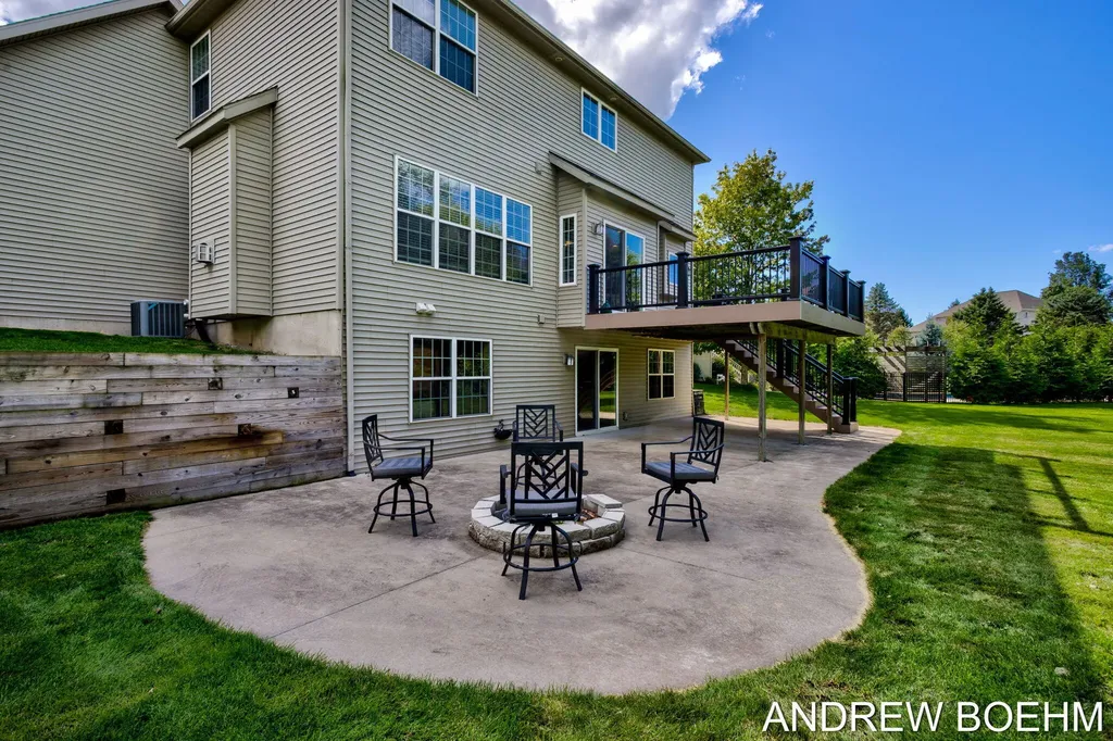 2586 Marble Court Holland Charter Township MI 49464