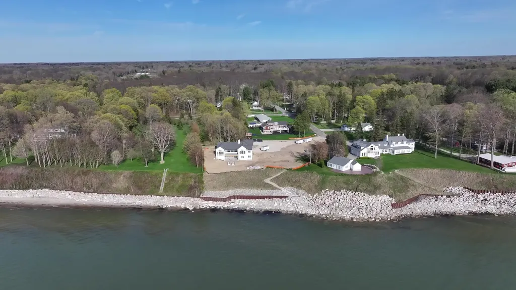 77102 Marwood Drive South Haven Charter Township MI 49090
