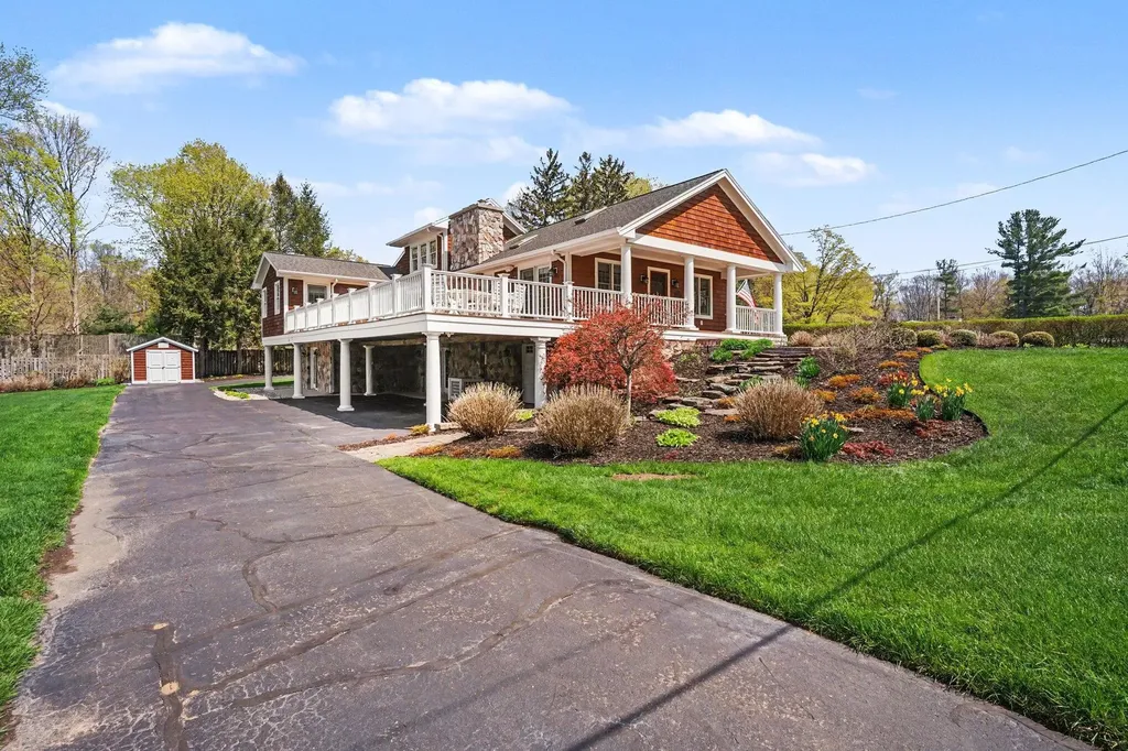 77102 Marwood Drive South Haven Charter Township MI 49090