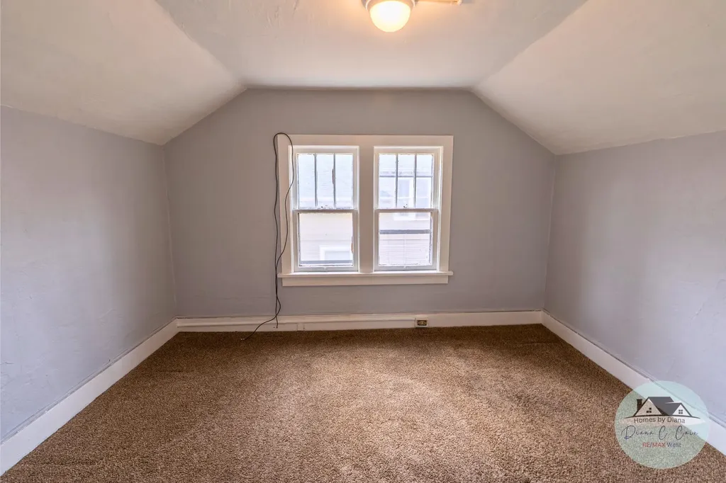 1916 Jiroch Street Muskegon City MI 49442
