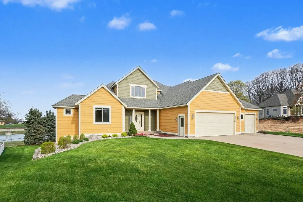 2213 N Bristol Street Park Township MI 49424