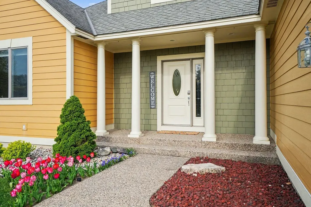 2213 N Bristol Street Park Township MI 49424
