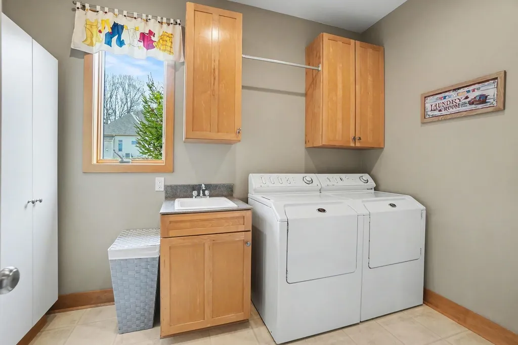 2213 N Bristol Street Park Township MI 49424