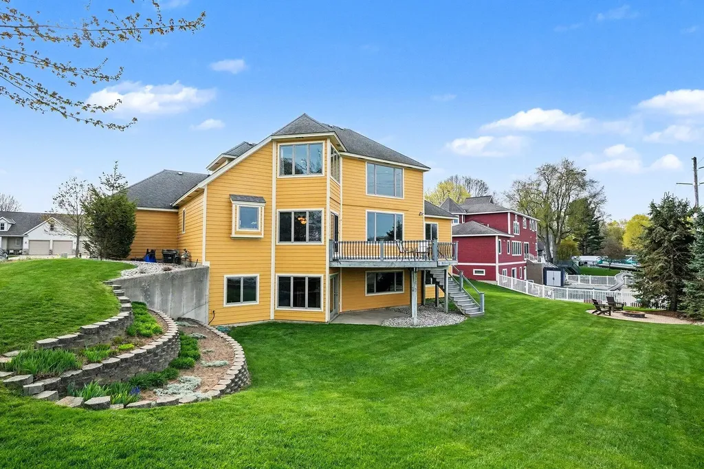 2213 N Bristol Street Park Township MI 49424