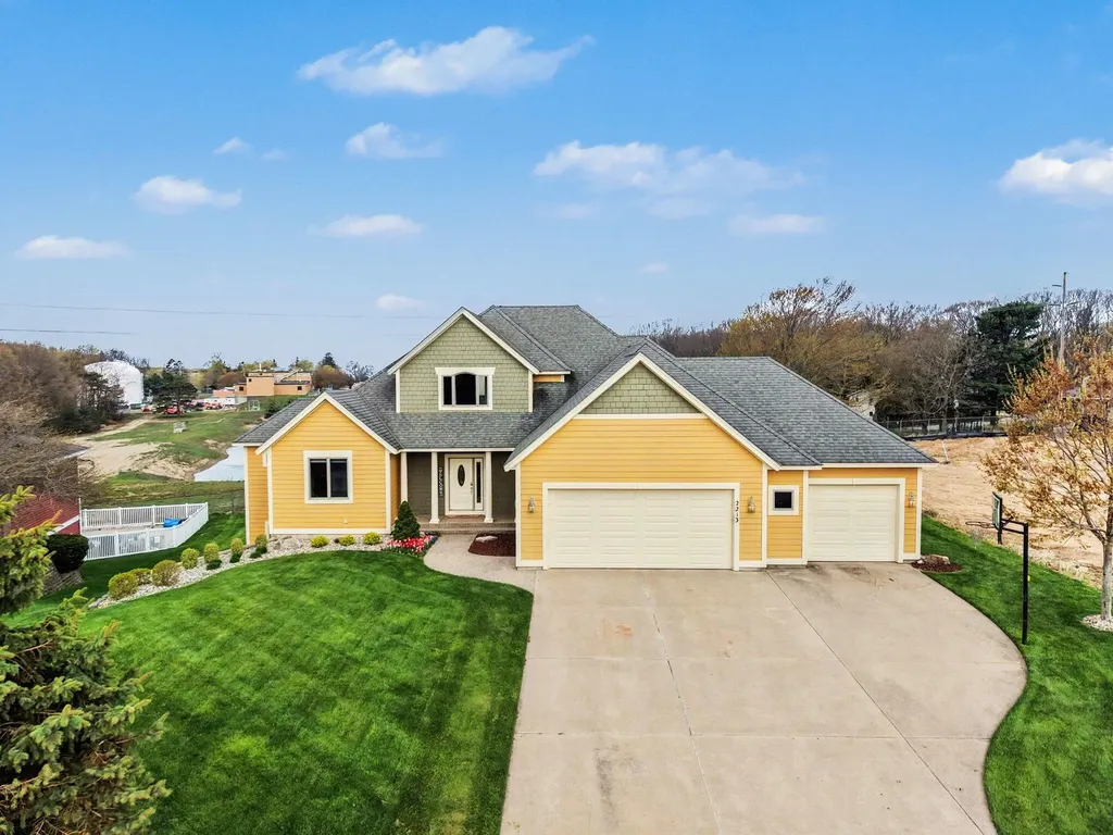 2213 N Bristol Street Park Township MI 49424