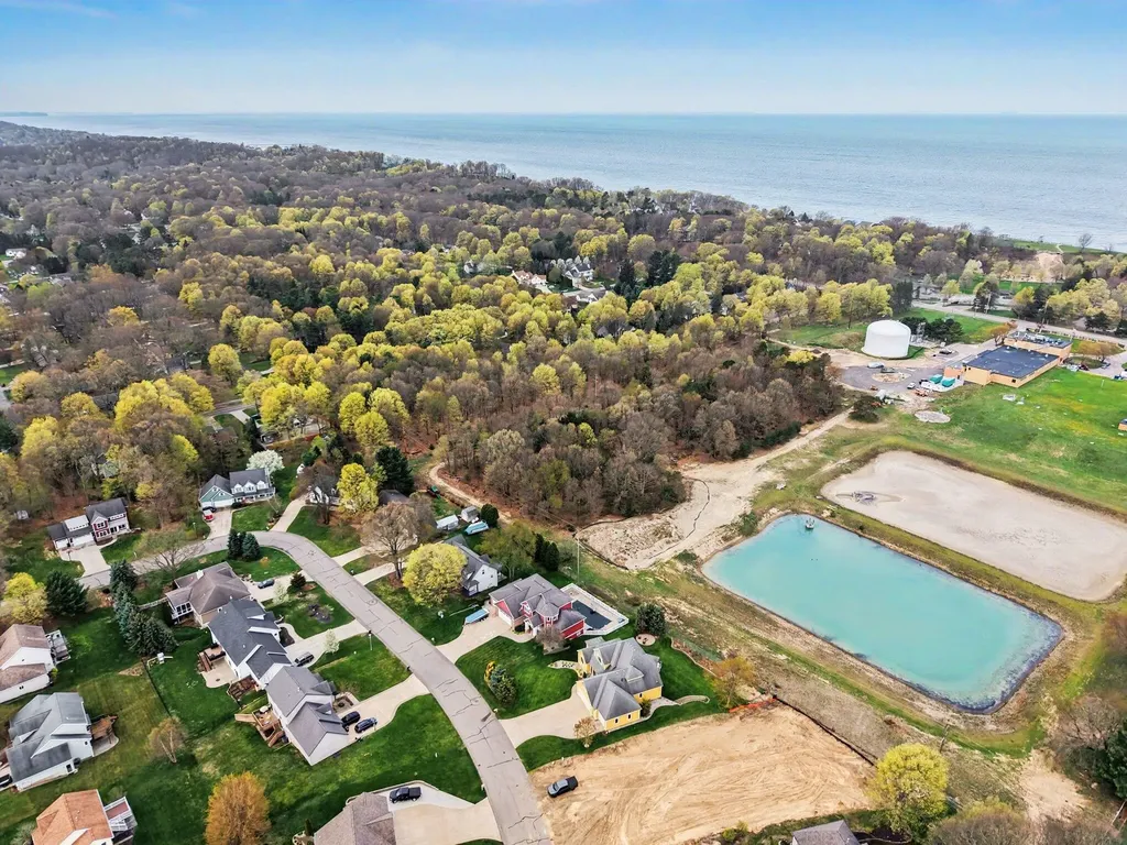 2213 N Bristol Street Park Township MI 49424