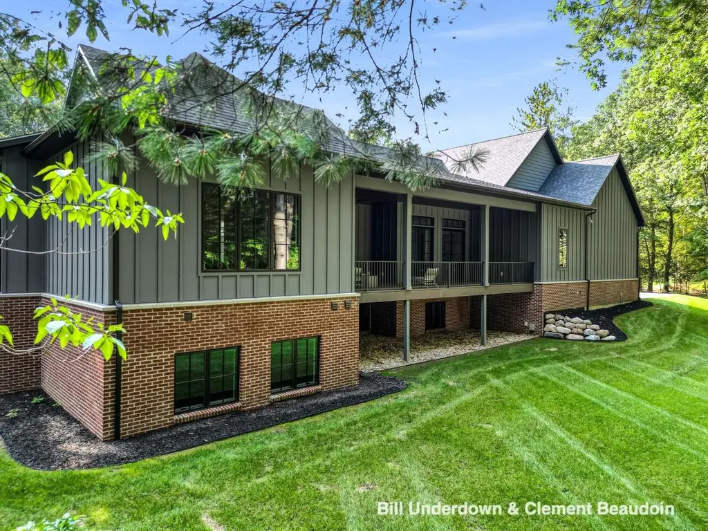 3341 Gaslight Lane Saugatuck Township MI 49453