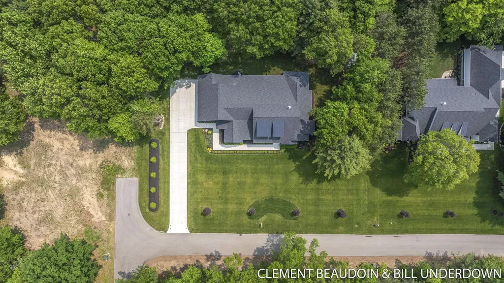 3341 Gaslight Lane Saugatuck Township MI 49453