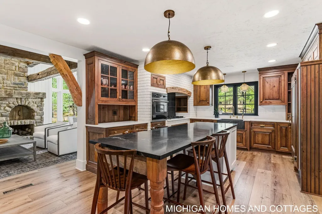 4303 132nd Avenue Heath Township MI 49419