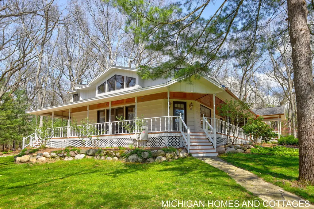 4303 132nd Avenue Heath Township MI 49419
